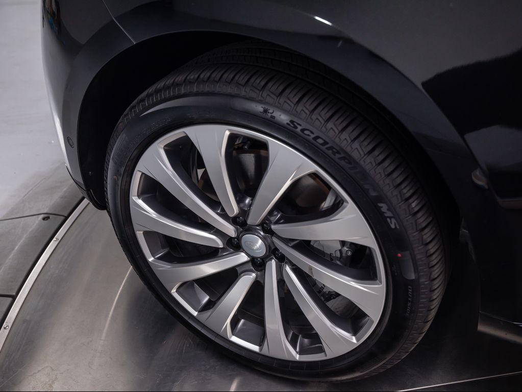 new 2025 Land Rover Range Rover car