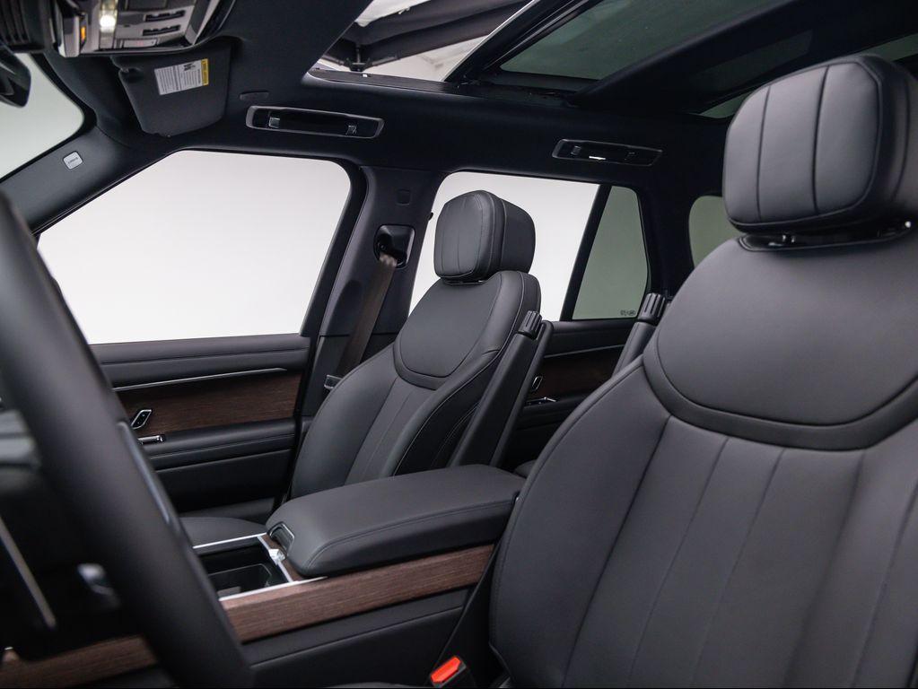 new 2025 Land Rover Range Rover car