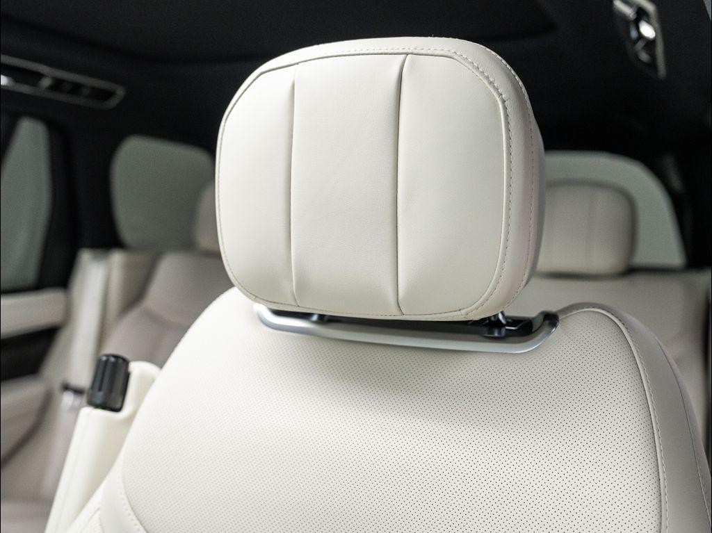 new 2025 Land Rover Range Rover car