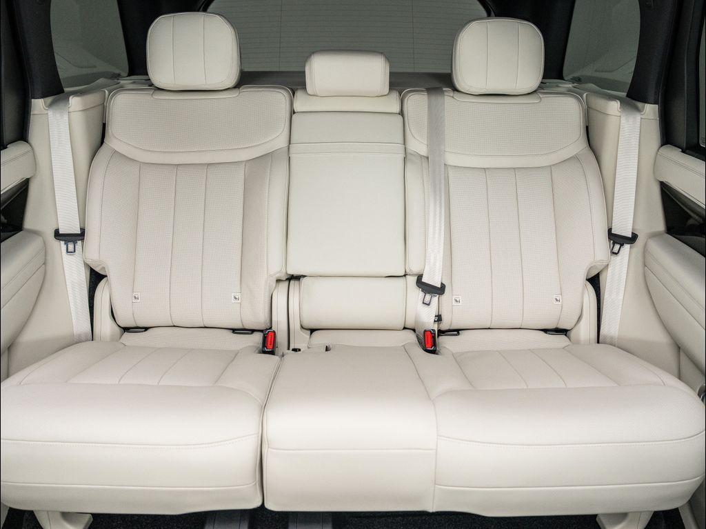 new 2025 Land Rover Range Rover car