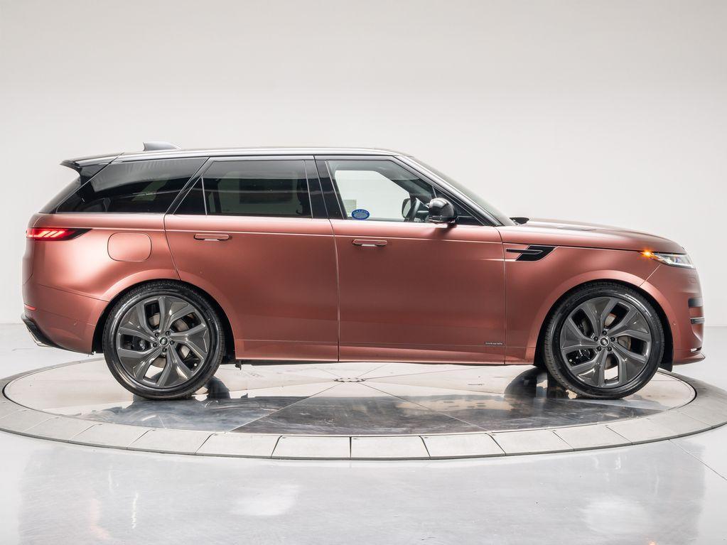 new 2025 Land Rover Range Rover Sport car