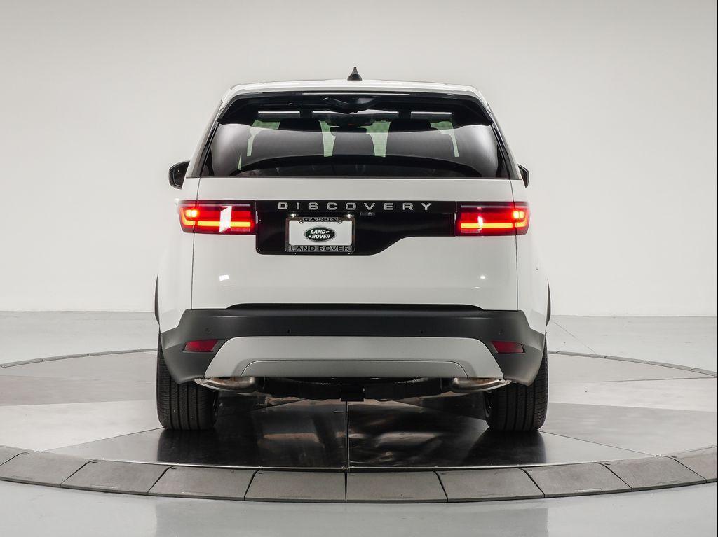 new 2024 Land Rover Discovery car, priced at $65,558