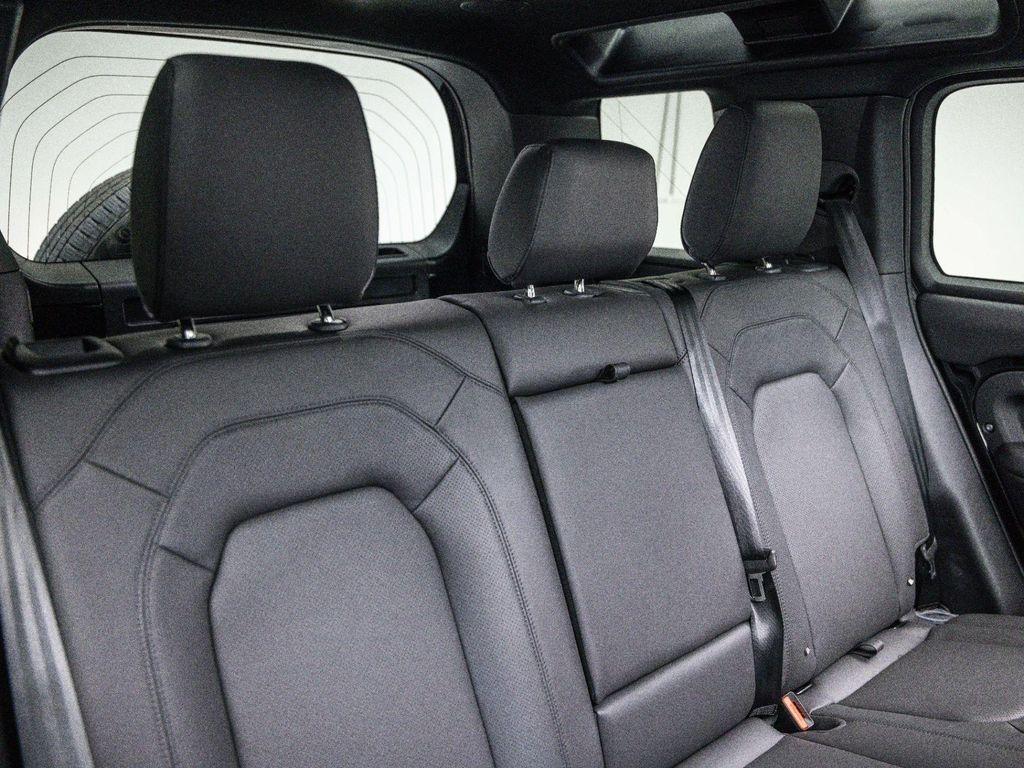 new 2025 Land Rover Defender car