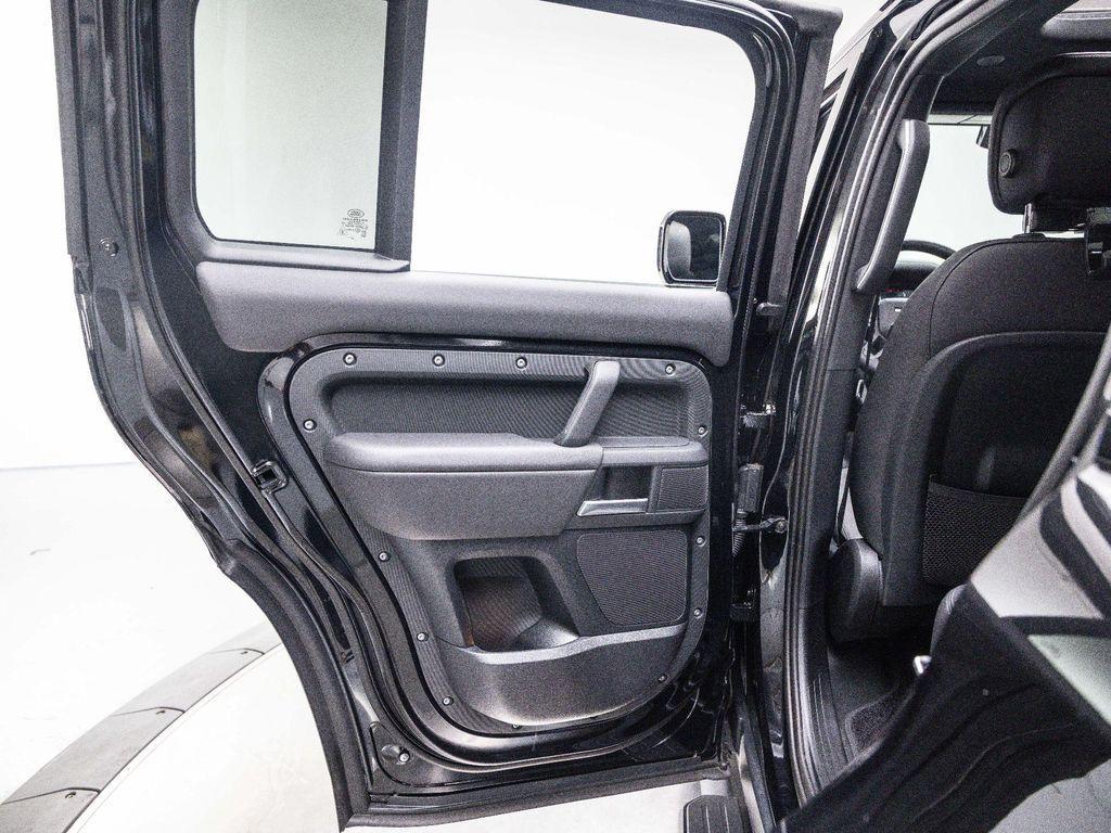 new 2025 Land Rover Defender car