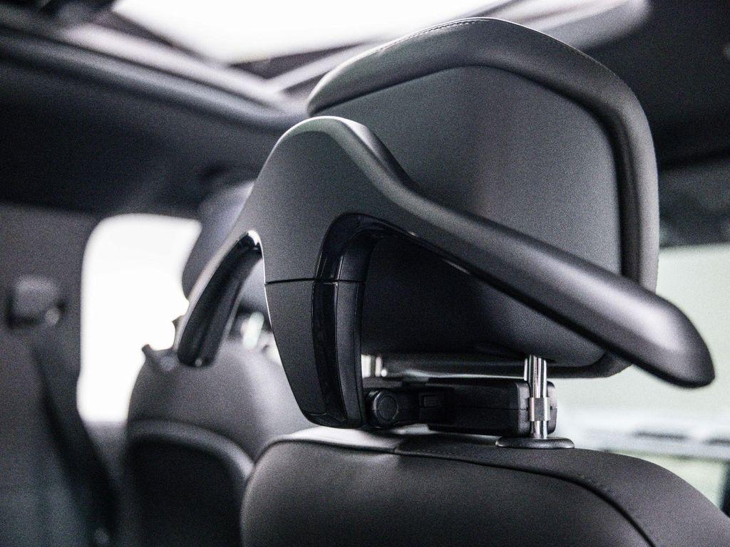 new 2025 Land Rover Defender car