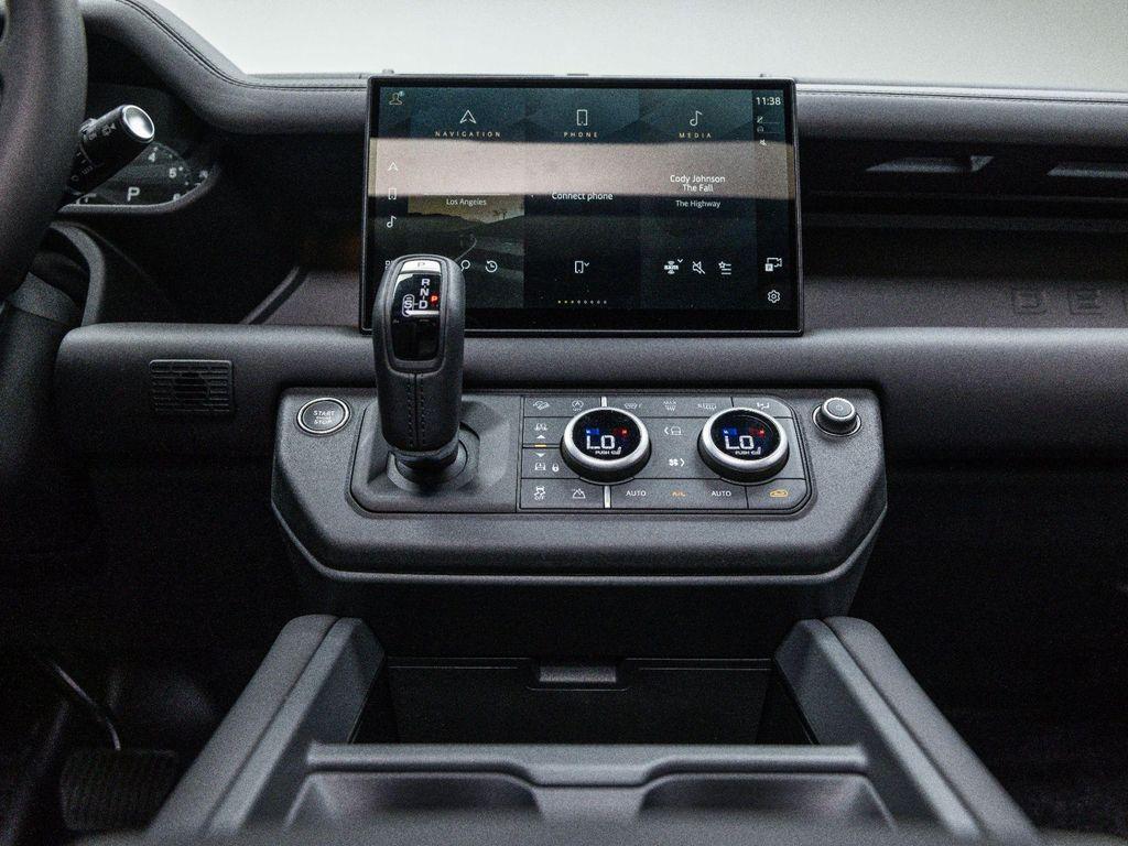 new 2025 Land Rover Defender car