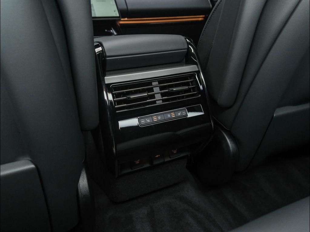new 2025 Land Rover Range Rover Sport car