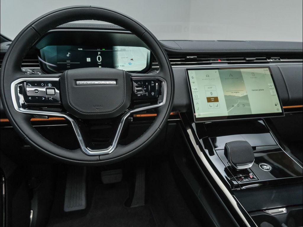 new 2025 Land Rover Range Rover Sport car