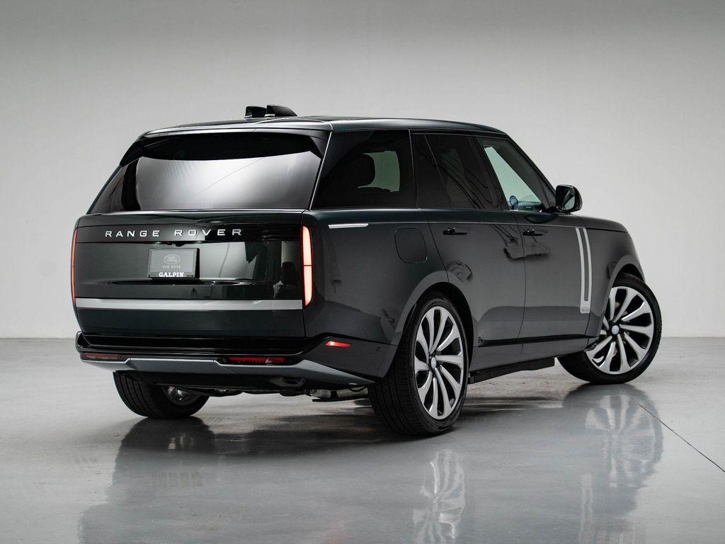 new 2025 Land Rover Range Rover car