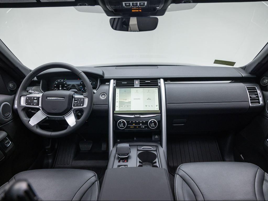 new 2025 Land Rover Discovery car, priced at $67,543