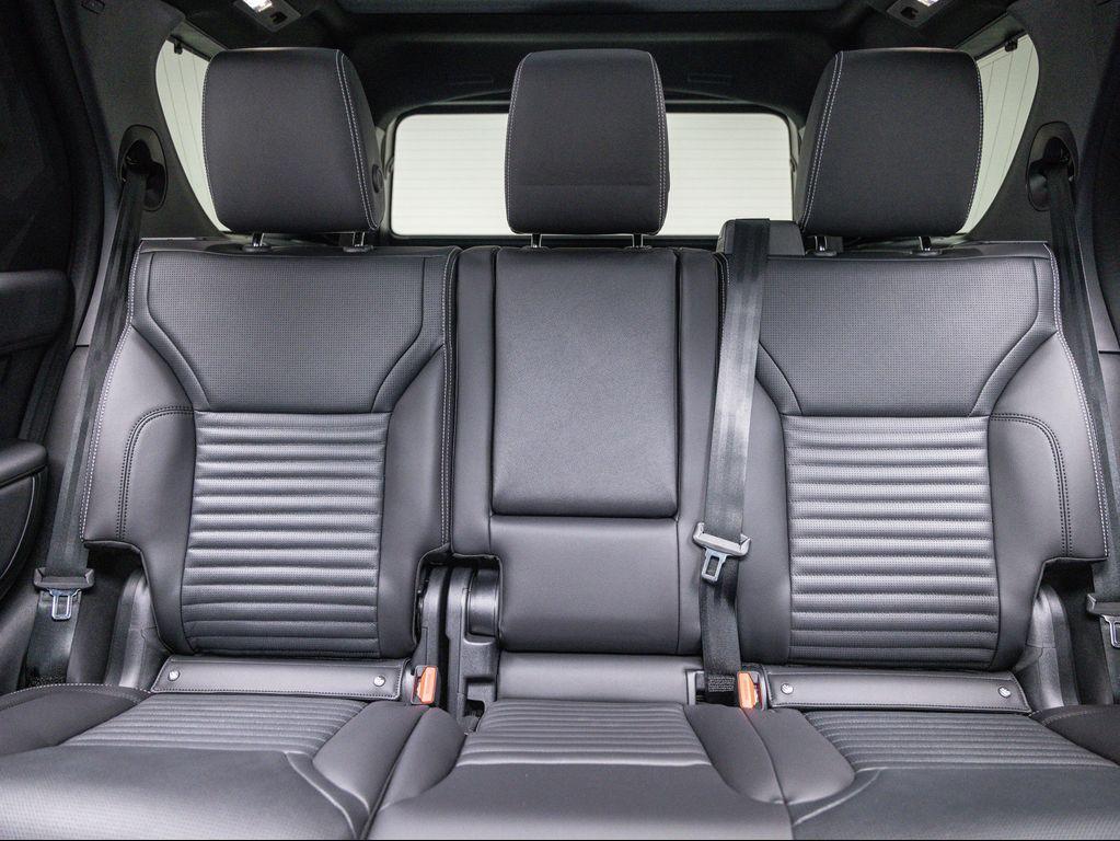 new 2025 Land Rover Discovery car, priced at $67,543