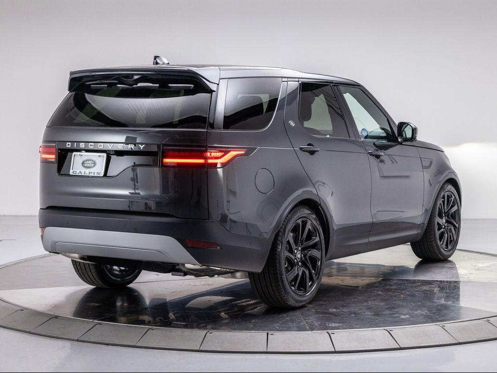 new 2025 Land Rover Discovery car, priced at $67,543