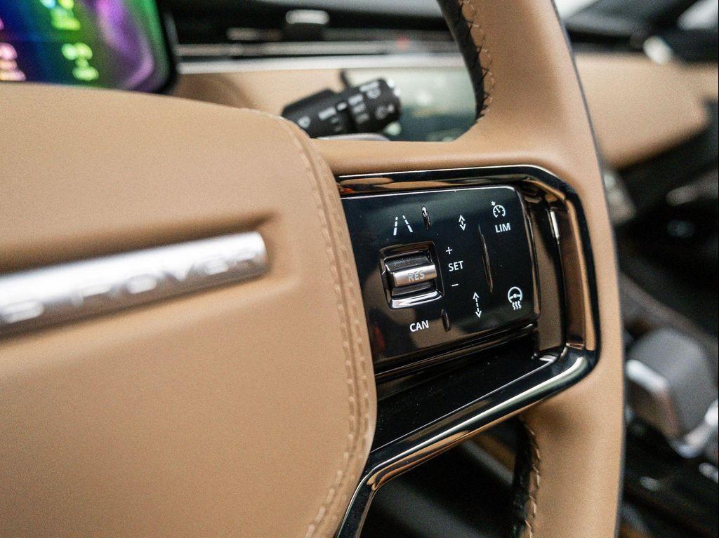new 2025 Land Rover Range Rover Sport car