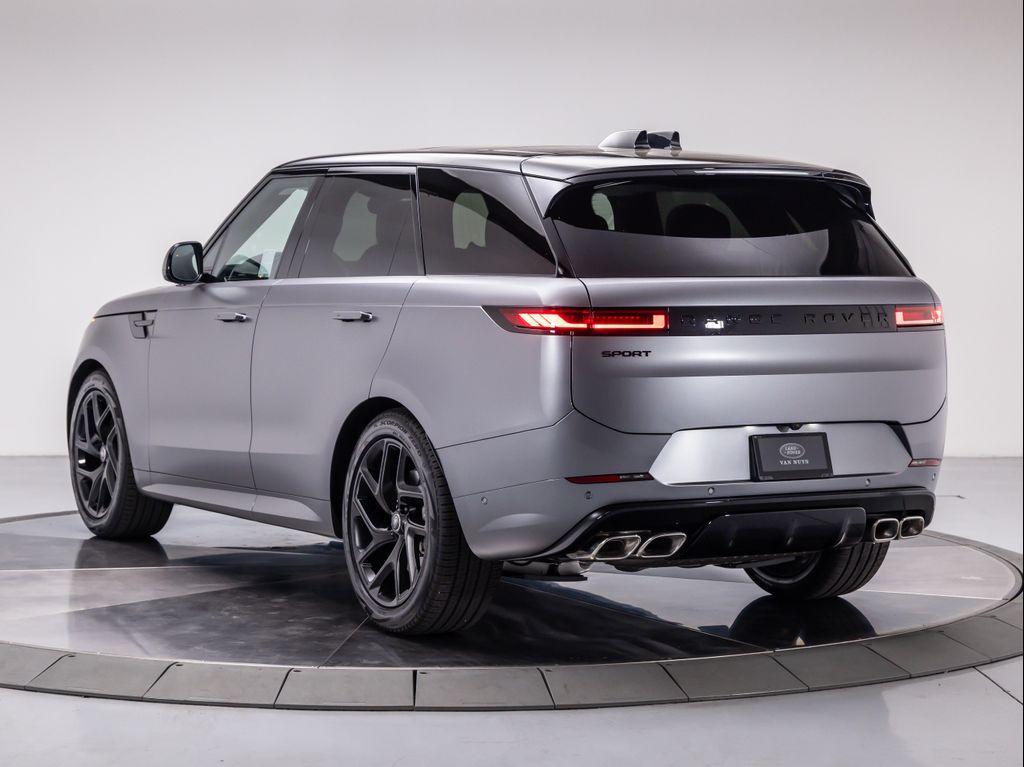 new 2025 Land Rover Range Rover Sport car