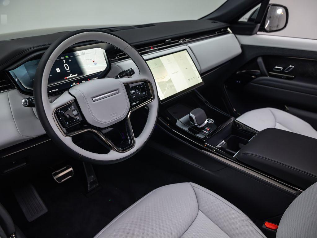 new 2025 Land Rover Range Rover Sport car