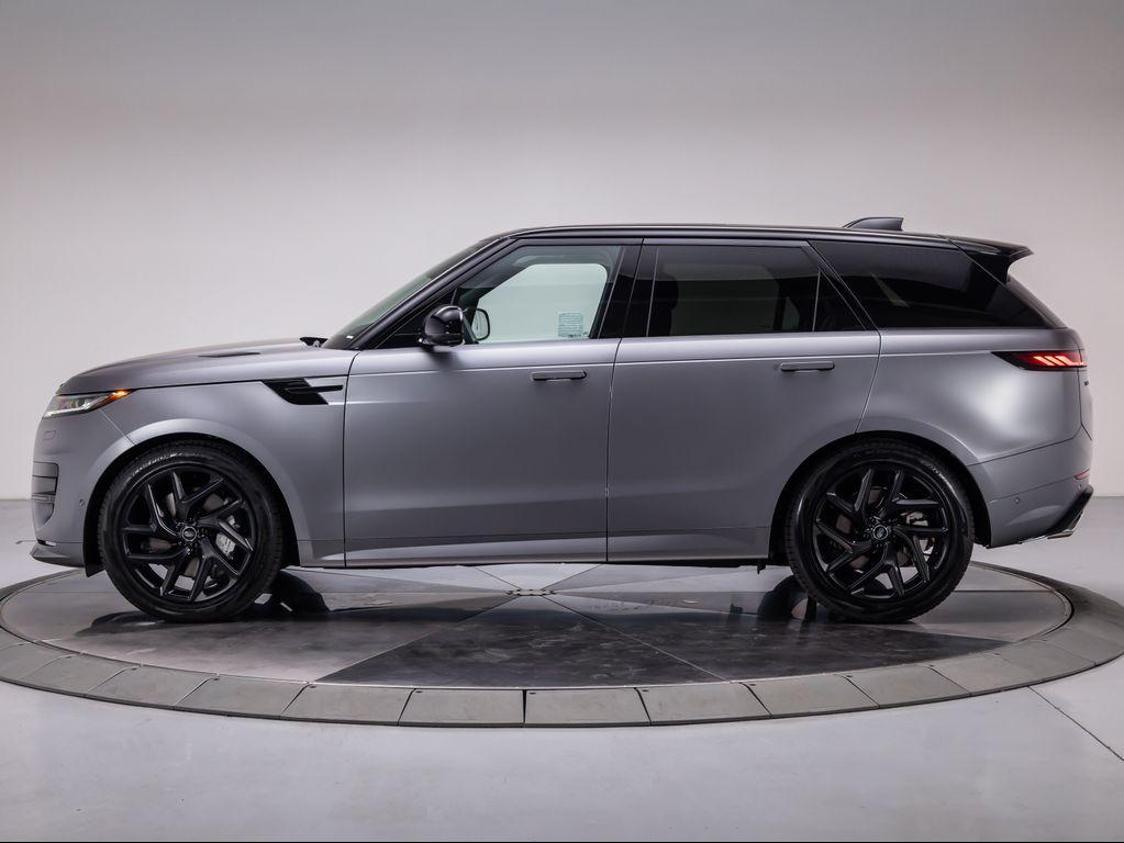 new 2025 Land Rover Range Rover Sport car