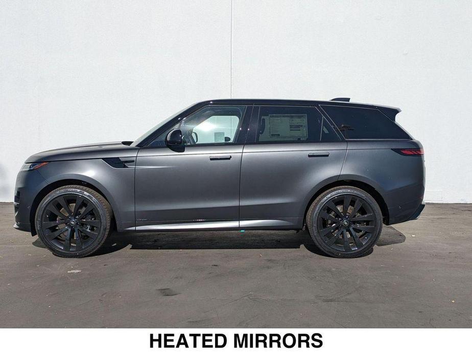 new 2025 Land Rover Range Rover Sport car