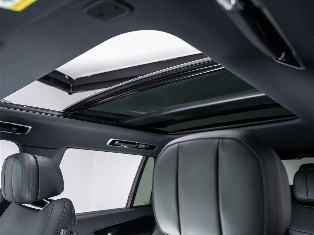 new 2025 Land Rover Range Rover car