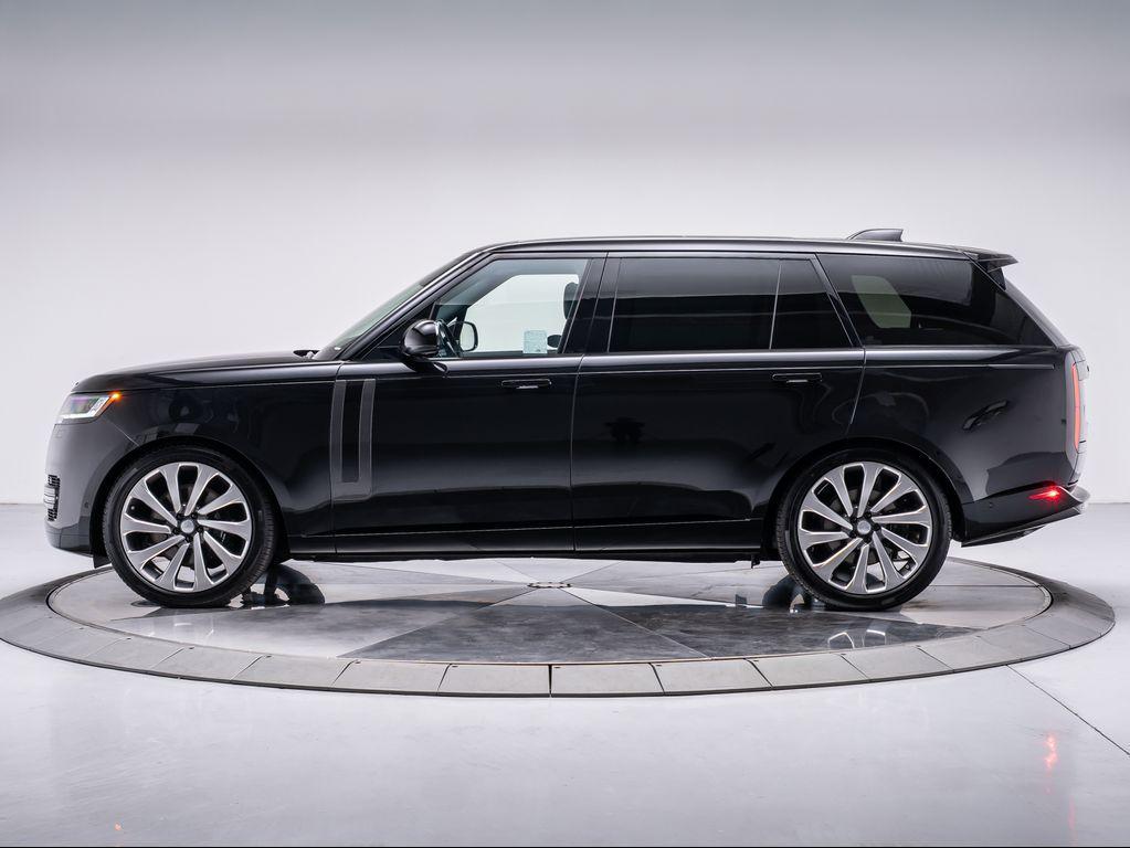 new 2025 Land Rover Range Rover car