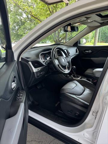 used 2014 Jeep Cherokee car, priced at $6,300
