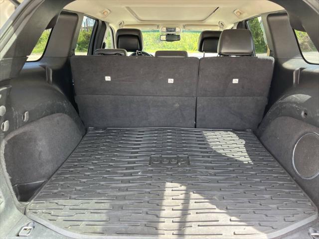 used 2011 Jeep Grand Cherokee car, priced at $5,700