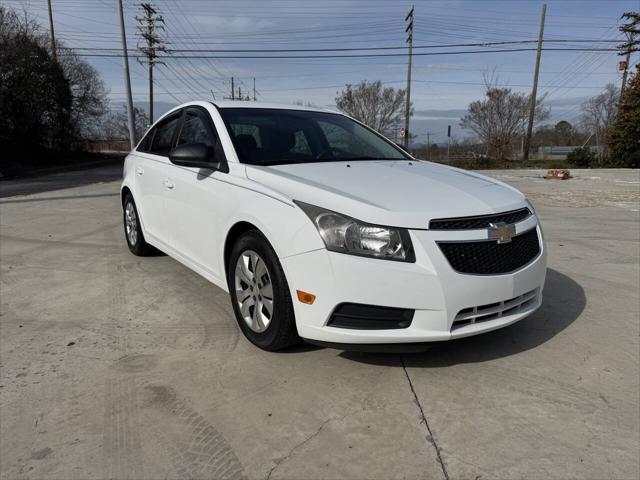 used 2014 Chevrolet Cruze car, priced at $4,800