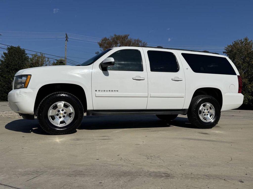 used 2007 Chevrolet Suburban car, priced at $5,975