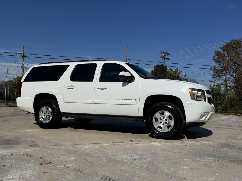 used 2007 Chevrolet Suburban car, priced at $5,975