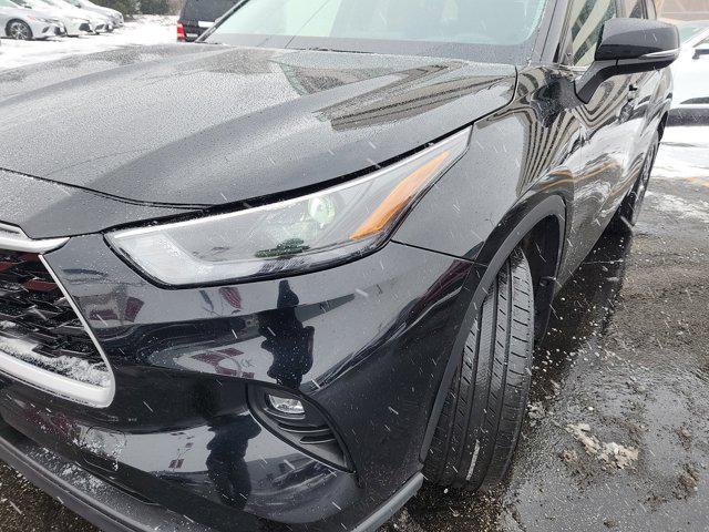 new 2024 Toyota Highlander car, priced at $42,993