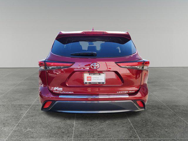 used 2020 Toyota Highlander car, priced at $36,890