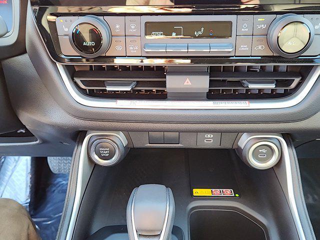 used 2025 Toyota Grand Highlander car, priced at $56,126