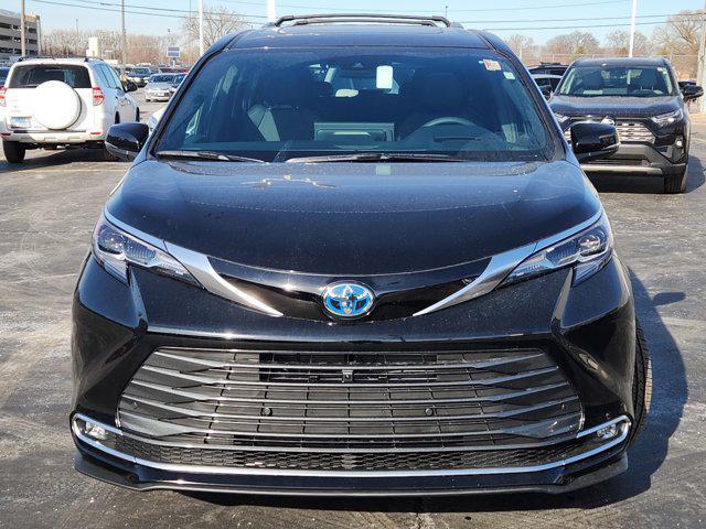 new 2025 Toyota Sienna car, priced at $60,264