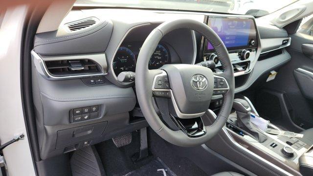 new 2024 Toyota Highlander car, priced at $52,288