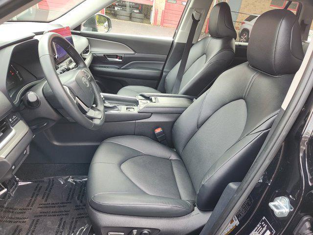used 2025 Toyota Grand Highlander car, priced at $52,763