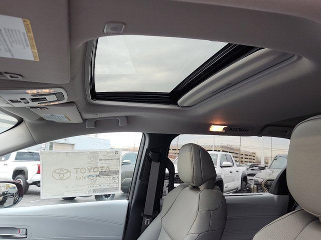 new 2025 Toyota Sienna car, priced at $48,675