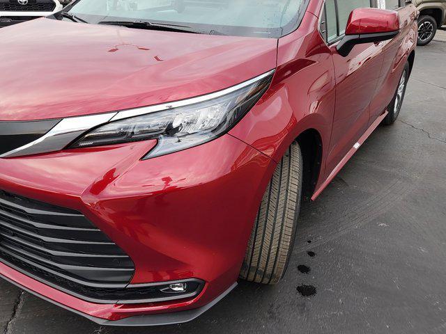 new 2025 Toyota Sienna car, priced at $48,675