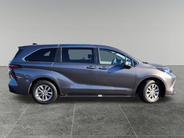 used 2021 Toyota Sienna car, priced at $37,256
