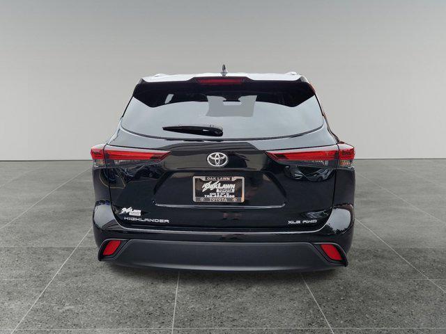 used 2024 Toyota Highlander car, priced at $45,947