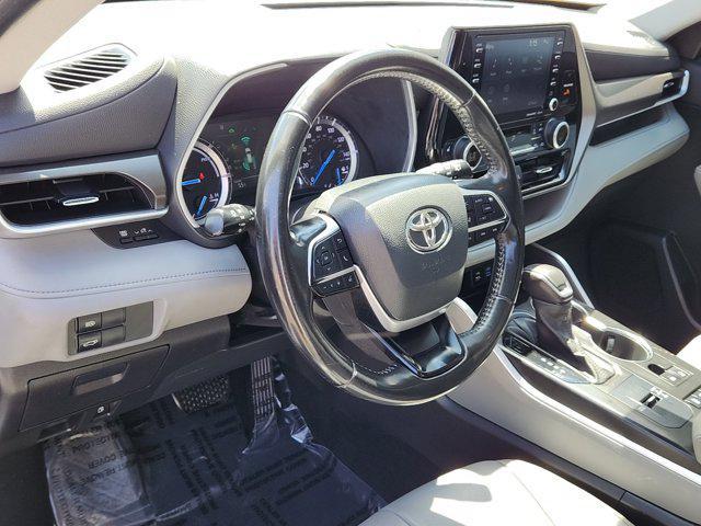 used 2022 Toyota Highlander Hybrid car, priced at $32,945