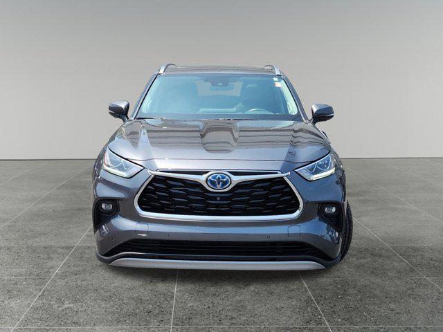 used 2023 Toyota Highlander Hybrid car, priced at $49,300