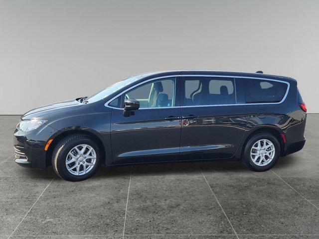 used 2017 Chrysler Pacifica car, priced at $13,902