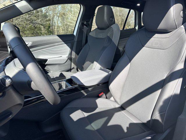 new 2025 Volkswagen ID.4 car, priced at $46,092