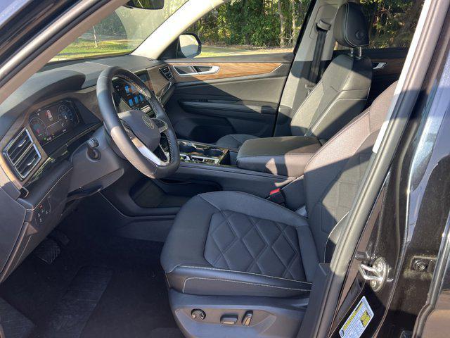 used 2024 Volkswagen Atlas car, priced at $34,400