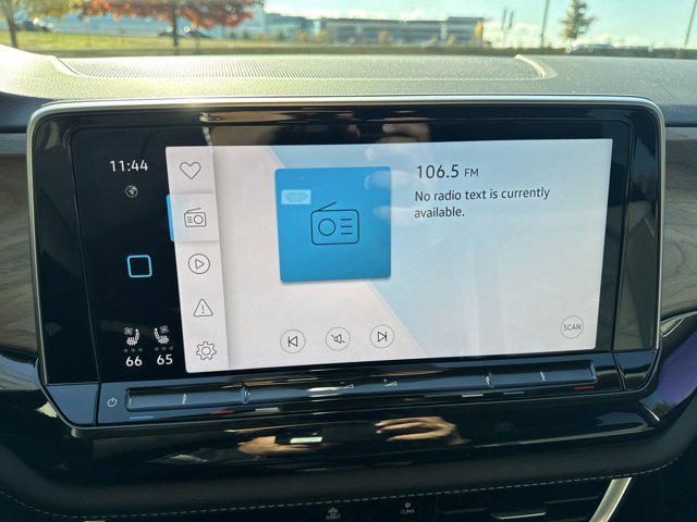 new 2025 Volkswagen Atlas car, priced at $42,921