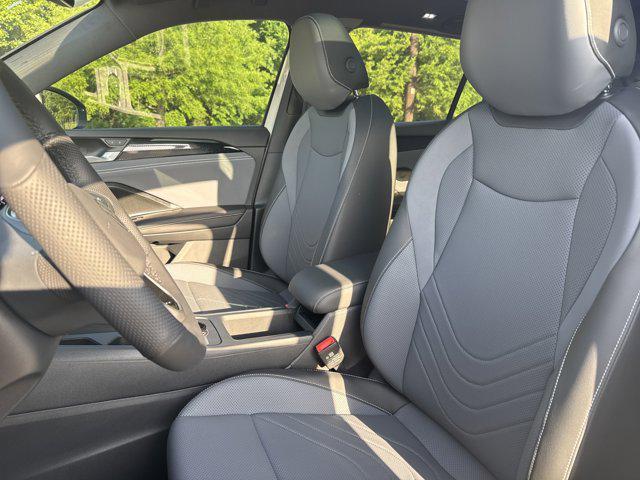 new 2025 Volkswagen Tiguan car, priced at $40,226