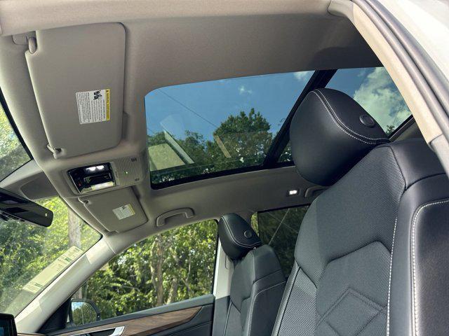new 2025 Volkswagen Atlas car, priced at $43,402