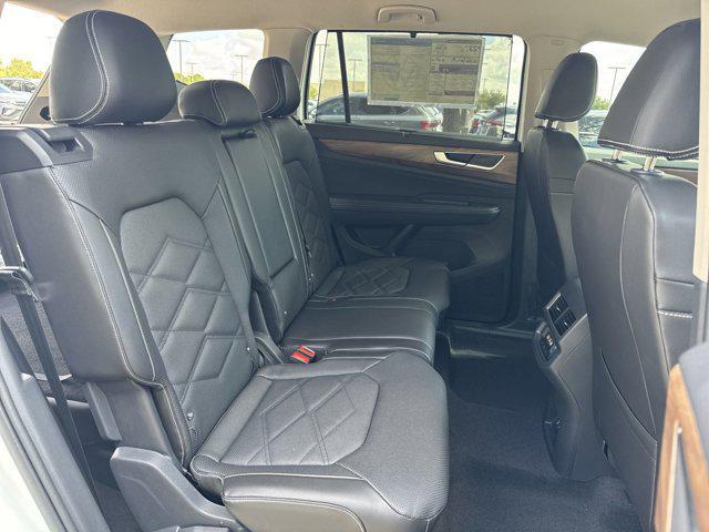 new 2025 Volkswagen Atlas car, priced at $43,402