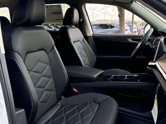 new 2025 Volkswagen Atlas car, priced at $43,402