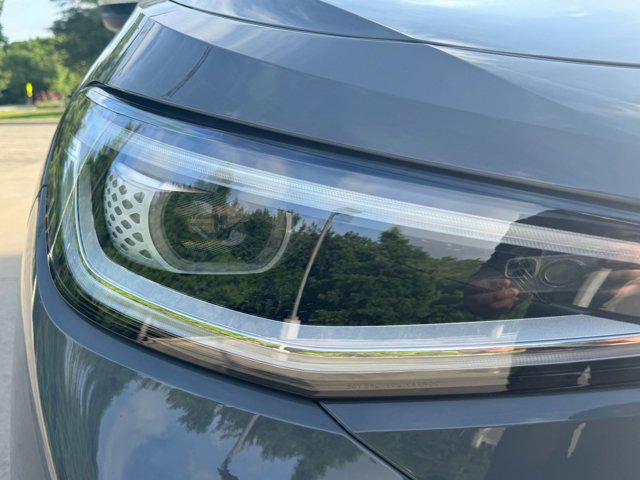 new 2025 Volkswagen ID.4 car, priced at $46,350