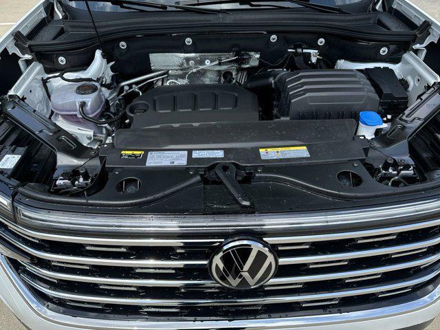 new 2025 Volkswagen Atlas car, priced at $46,509